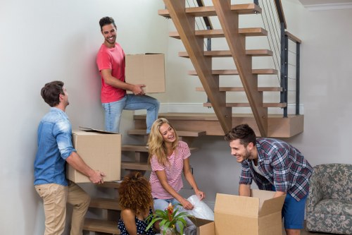 Customer booking a Towerhill Storage unit under service terms