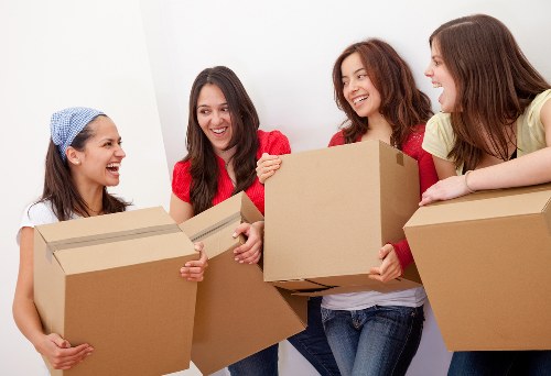 Careful packing and transport support for Towerhill moves