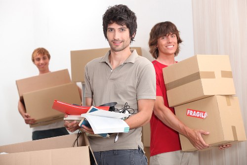 Flexible self storage solution in Towerhill for households and small businesses